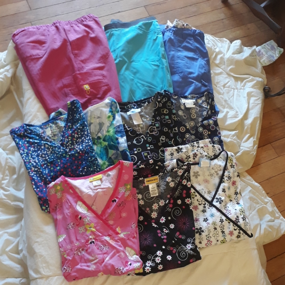 Scrub Bundle 7 L print tops only $40